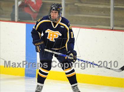 Thumbnail 3 in Trinity-Pawling vs. Tabor (Avon Christmas Classic) photogallery.