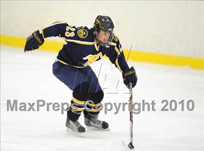 Thumbnail 2 in Trinity-Pawling vs. Tabor (Avon Christmas Classic) photogallery.