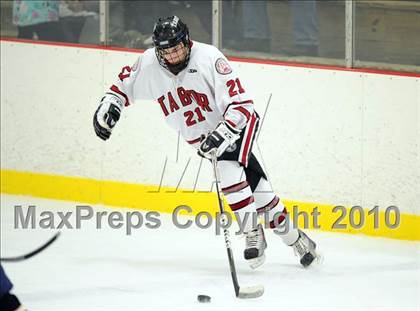 Thumbnail 1 in Trinity-Pawling vs. Tabor (Avon Christmas Classic) photogallery.