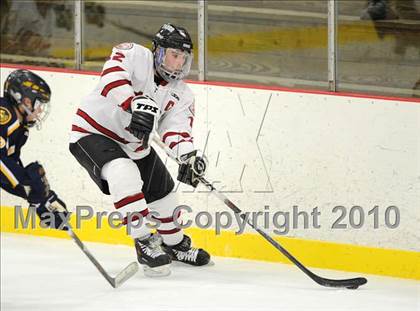 Thumbnail 3 in Trinity-Pawling vs. Tabor (Avon Christmas Classic) photogallery.