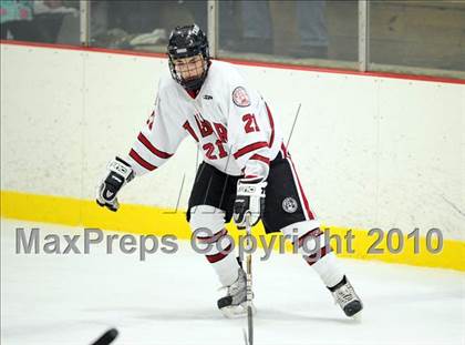 Thumbnail 3 in Trinity-Pawling vs. Tabor (Avon Christmas Classic) photogallery.