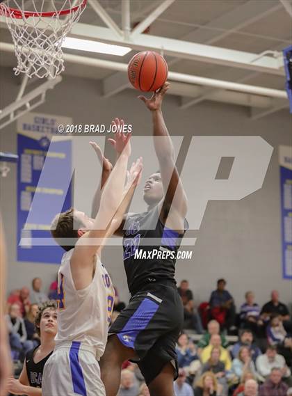 Thumbnail 1 in Clarksville Academy vs Donelson Christian Academy (TSSAA District 4-A Semifinal) photogallery.