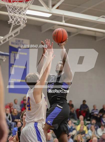 Thumbnail 3 in Clarksville Academy vs Donelson Christian Academy (TSSAA District 4-A Semifinal) photogallery.