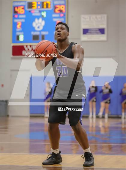 Thumbnail 1 in Clarksville Academy vs Donelson Christian Academy (TSSAA District 4-A Semifinal) photogallery.
