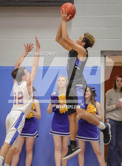 Thumbnail 3 in Clarksville Academy vs Donelson Christian Academy (TSSAA District 4-A Semifinal) photogallery.