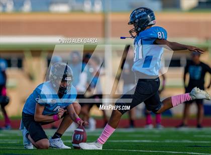 Thumbnail 2 in Holmes vs Harlan JV photogallery.