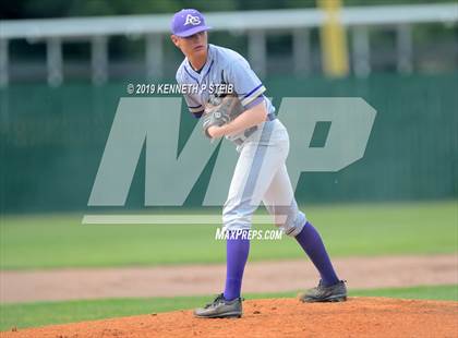 Thumbnail 2 in Ascension Catholic vs. Cedar Creek (LHSAA 1A D4 Quarterfinal) photogallery.