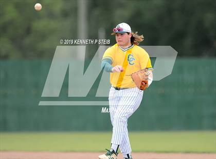 Thumbnail 3 in Ascension Catholic vs. Cedar Creek (LHSAA 1A D4 Quarterfinal) photogallery.