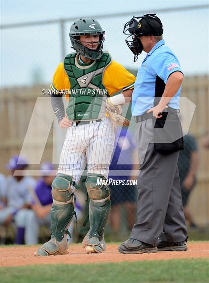 Thumbnail 3 in Ascension Catholic vs. Cedar Creek (LHSAA 1A D4 Quarterfinal) photogallery.