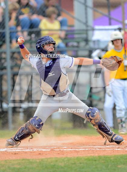 Thumbnail 2 in Ascension Catholic vs. Cedar Creek (LHSAA 1A D4 Quarterfinal) photogallery.