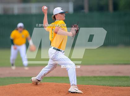 Thumbnail 2 in Ascension Catholic vs. Cedar Creek (LHSAA 1A D4 Quarterfinal) photogallery.