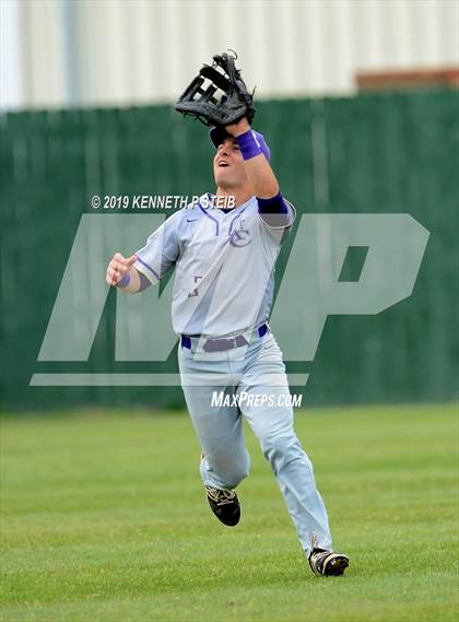 Thumbnail 1 in Ascension Catholic vs. Cedar Creek (LHSAA 1A D4 Quarterfinal) photogallery.