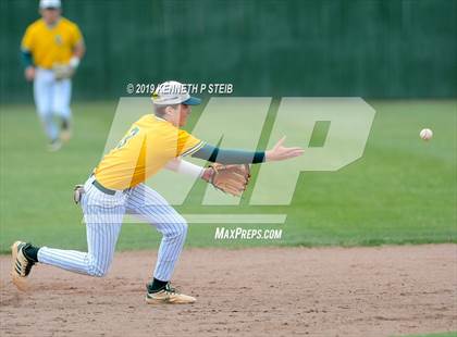 Thumbnail 3 in Ascension Catholic vs. Cedar Creek (LHSAA 1A D4 Quarterfinal) photogallery.