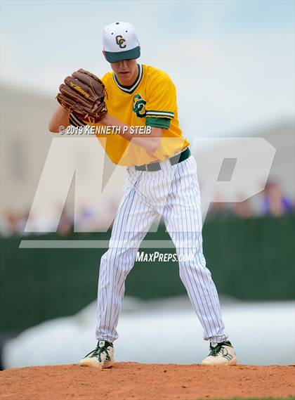 Thumbnail 3 in Ascension Catholic vs. Cedar Creek (LHSAA 1A D4 Quarterfinal) photogallery.