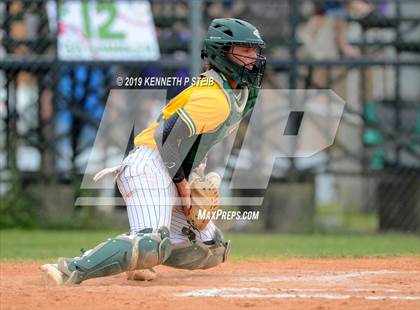 Thumbnail 2 in Ascension Catholic vs. Cedar Creek (LHSAA 1A D4 Quarterfinal) photogallery.