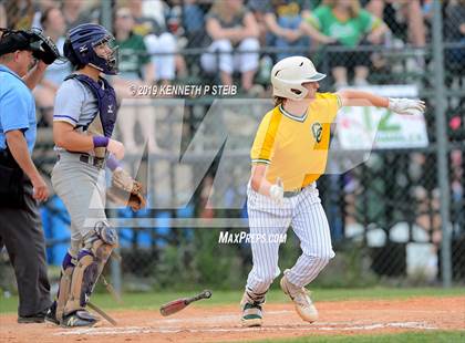 Thumbnail 3 in Ascension Catholic vs. Cedar Creek (LHSAA 1A D4 Quarterfinal) photogallery.