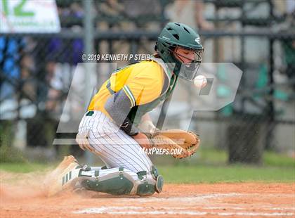 Thumbnail 1 in Ascension Catholic vs. Cedar Creek (LHSAA 1A D4 Quarterfinal) photogallery.