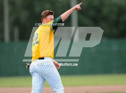 Thumbnail 3 in Ascension Catholic vs. Cedar Creek (LHSAA 1A D4 Quarterfinal) photogallery.