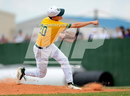Thumbnail 1 in Ascension Catholic vs. Cedar Creek (LHSAA 1A D4 Quarterfinal) photogallery.