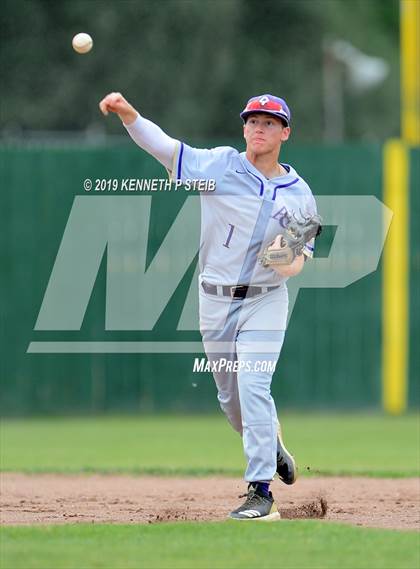 Thumbnail 1 in Ascension Catholic vs. Cedar Creek (LHSAA 1A D4 Quarterfinal) photogallery.