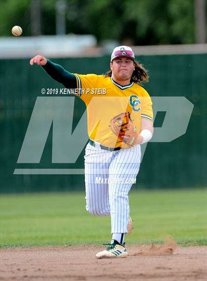 Thumbnail 2 in Ascension Catholic vs. Cedar Creek (LHSAA 1A D4 Quarterfinal) photogallery.