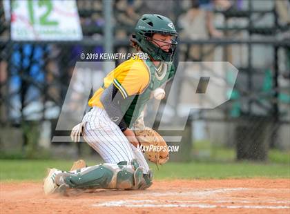 Thumbnail 3 in Ascension Catholic vs. Cedar Creek (LHSAA 1A D4 Quarterfinal) photogallery.