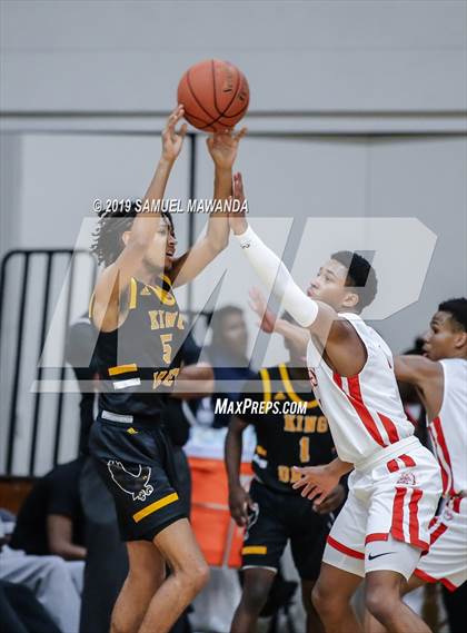 Thumbnail 3 in Pasadena vs  King/Drew (Rose City Roundball Classic) photogallery.