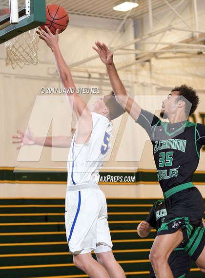 Thumbnail 1 in El Camino vs. South Tahoe (Jack Scott) photogallery.