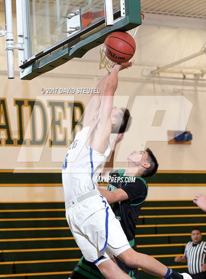 Thumbnail 1 in El Camino vs. South Tahoe (Jack Scott) photogallery.