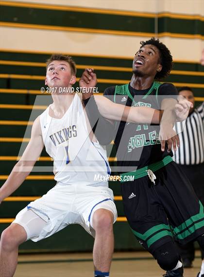 Thumbnail 2 in El Camino vs. South Tahoe (Jack Scott) photogallery.