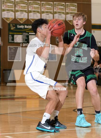 Thumbnail 1 in El Camino vs. South Tahoe (Jack Scott) photogallery.