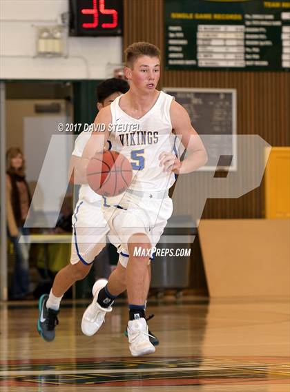 Thumbnail 2 in El Camino vs. South Tahoe (Jack Scott) photogallery.