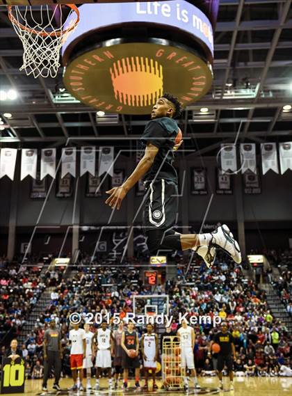 Thumbnail 1 in Bass Pro Tournament of Champions Slam Dunk Contest photogallery.
