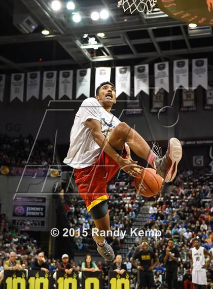 Thumbnail 2 in Bass Pro Tournament of Champions Slam Dunk Contest photogallery.