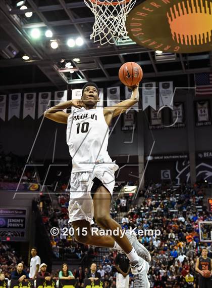 Thumbnail 1 in Bass Pro Tournament of Champions Slam Dunk Contest photogallery.