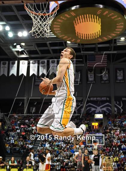Thumbnail 2 in Bass Pro Tournament of Champions Slam Dunk Contest photogallery.