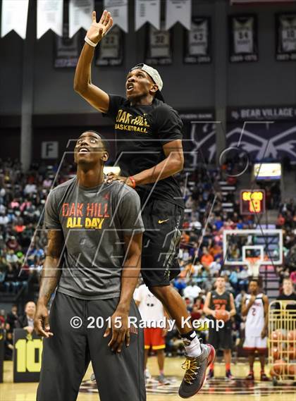Thumbnail 2 in Bass Pro Tournament of Champions Slam Dunk Contest photogallery.