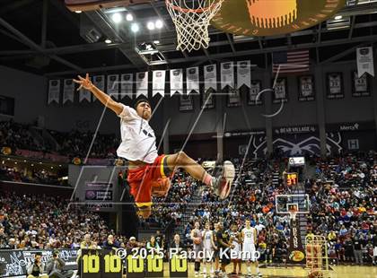 Thumbnail 3 in Bass Pro Tournament of Champions Slam Dunk Contest photogallery.