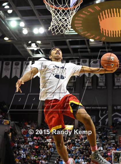 Thumbnail 1 in Bass Pro Tournament of Champions Slam Dunk Contest photogallery.