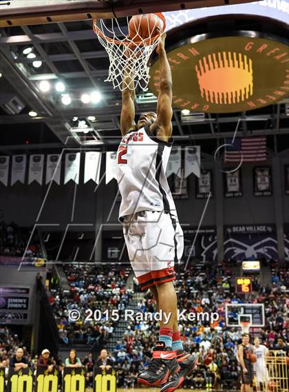 Thumbnail 1 in Bass Pro Tournament of Champions Slam Dunk Contest photogallery.