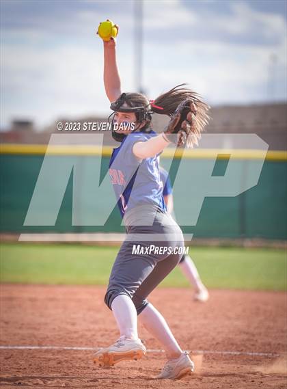 Thumbnail 2 in Arcadia vs. Sunnyside photogallery.
