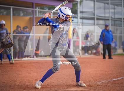 Thumbnail 1 in Arcadia vs. Sunnyside photogallery.