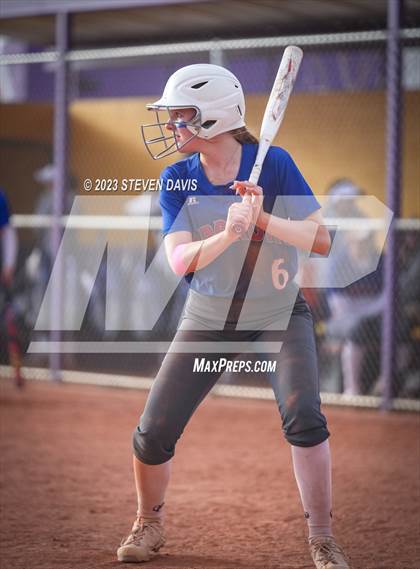 Thumbnail 1 in Arcadia vs. Sunnyside photogallery.