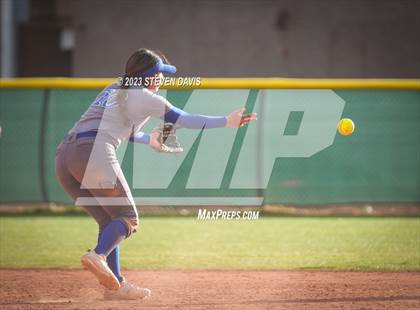 Thumbnail 2 in Arcadia vs. Sunnyside photogallery.