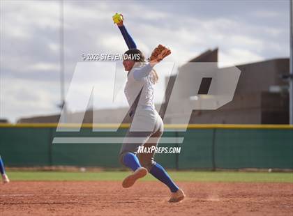 Thumbnail 2 in Arcadia vs. Sunnyside photogallery.