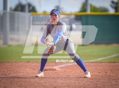 Thumbnail 2 in Arcadia vs. Sunnyside photogallery.