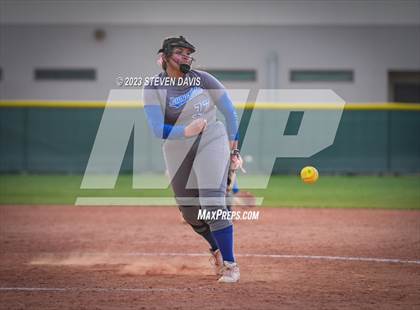 Thumbnail 3 in Arcadia vs. Sunnyside photogallery.