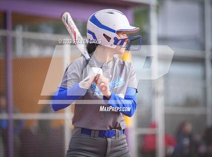 Thumbnail 2 in Arcadia vs. Sunnyside photogallery.