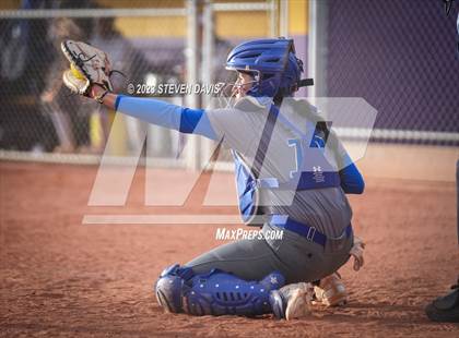 Thumbnail 3 in Arcadia vs. Sunnyside photogallery.