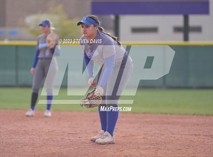 Thumbnail 2 in Arcadia vs. Sunnyside photogallery.